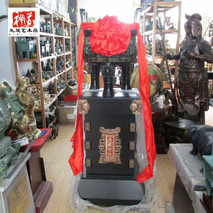 鄭州開(kāi)業(yè)喬遷工藝品擺件三足圓鼎仿古文化擺件