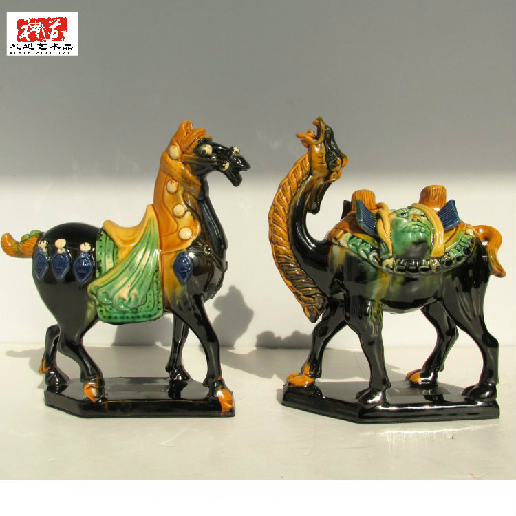 鄭州唐三彩對(duì)馬駝陶瓷工藝品擺件